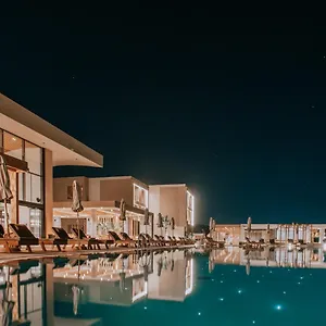 unique-blue-resort.rethymnohotels.net/