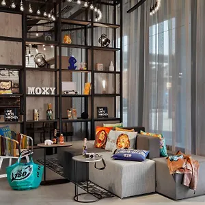 Moxy Expo فندق برن