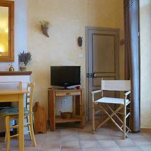 Studio Dans Maison De Village Appartement